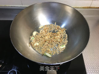 虾皮茼蒿的做法步骤：5