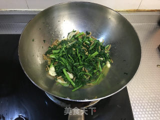 虾皮茼蒿的做法步骤：7