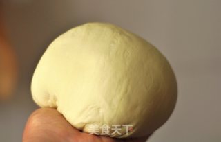 双色螺纹花卷的做法步骤：1