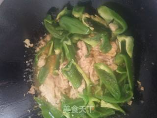 双椒炒鸡蛋的做法步骤：8