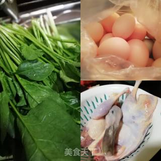 水鸭鸡蛋炒青菠的做法步骤：1