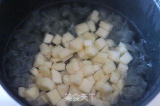 苹果银耳“天然减肥汤”的做法步骤：5