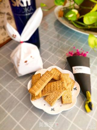 芝士海苔咸鲑鱼饼的做法步骤：1