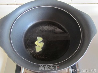 豆腐烧鸡腿的做法步骤：2
