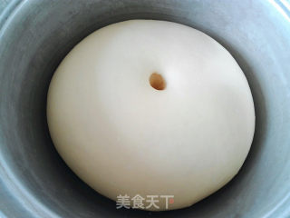花生椰蓉面包卷的做法步骤：2
