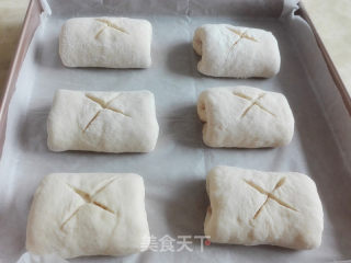 花生椰蓉面包卷的做法步骤：9