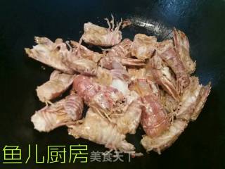 椒盐濑尿虾段──鱼儿厨房私房菜的做法步骤：13