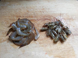 香酥椒盐虾的做法步骤：1