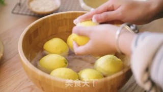 川贝柠檬膏的做法步骤：2