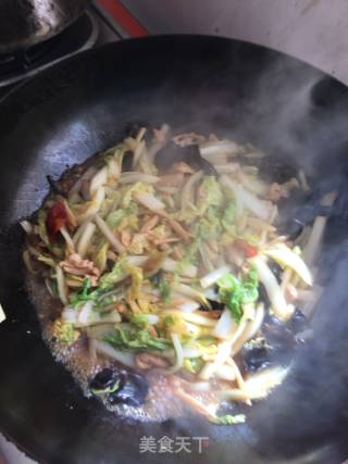 金针木耳炖白菜的做法步骤：11