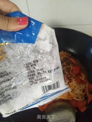 番茄金针蘑的做法步骤：9