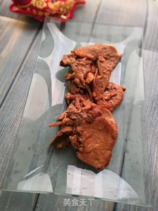 蒜姜焖大排的做法步骤：1