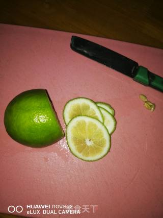 蜂蜜柠檬饮的做法步骤：1