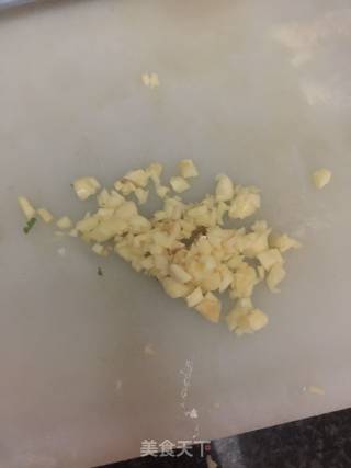 黄豆酱蒜蓉炒菜心的做法步骤：2