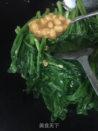 黄豆酱蒜蓉炒菜心的做法步骤：5