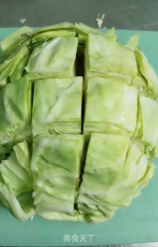 糖醋包菜的做法步骤：1