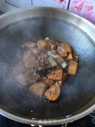 芋头母烧排骨的做法步骤：16