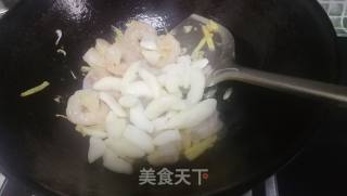 甜辣酱炒虾仁的做法步骤：8