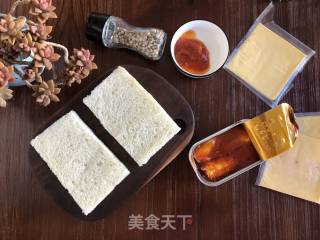 吐司木乃伊 万圣节美食的做法步骤：1