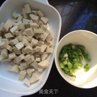毛豆炒豆干的做法步骤：3