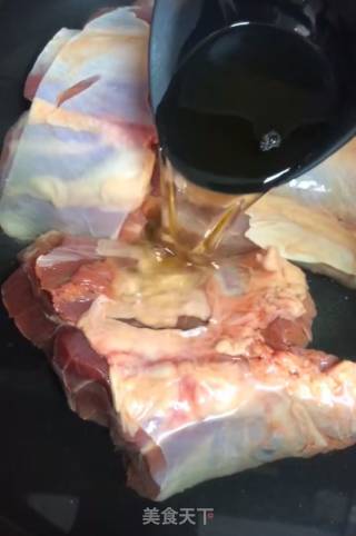 秘制卤牛肉的做法步骤：2