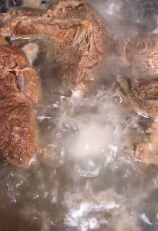 秘制卤牛肉的做法步骤：3