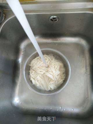 老杨的鸟巢蛋饼的做法步骤：2