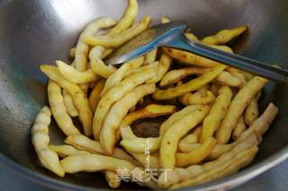 翅根炖豆角的做法步骤：4