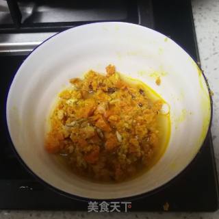 蟹黄豆腐的做法步骤：4