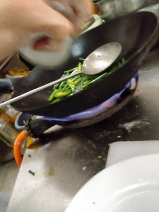 蒜薹炒肉丝的做法步骤：9