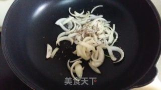孜然洋葱煸腰片的做法步骤：4
