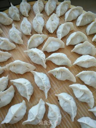 芹菜鸡蛋水饺的做法步骤：10