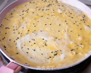 蔬菜肉松鸡蛋卷的做法步骤：5