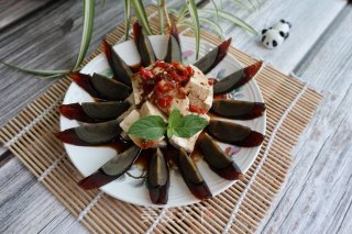 皮蛋拌豆腐的做法步骤：7