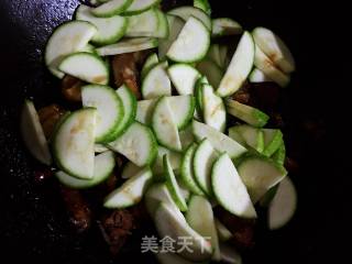 角瓜板栗鸡的做法步骤：6