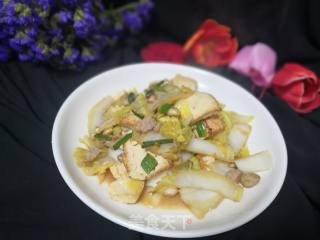 豆腐烧白菜的做法步骤：1