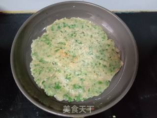芹菜叶虾皮饼的做法步骤：11