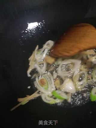 牛肉西兰花的做法步骤：3