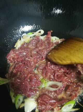 牛肉西兰花的做法步骤：4