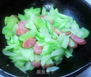 香肠炒佛手瓜的做法步骤：8