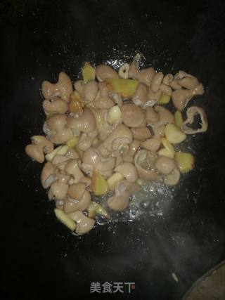 肥肠土豆片的做法步骤：4