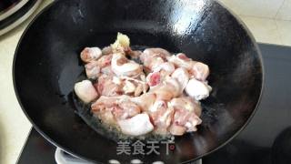 茶树菇焖鸡腿肉的做法步骤：8