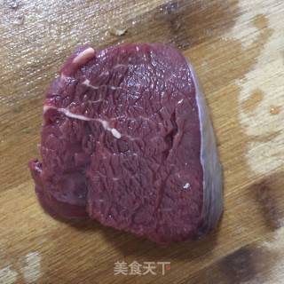 杏鲍菇炒牛肉的做法步骤：1