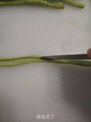 炒豆角丝的做法步骤：2