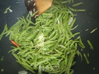 炒豆角丝的做法步骤：10