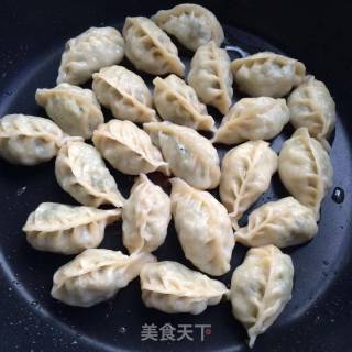 美味煎饺的做法步骤：11