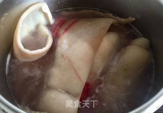 自制美容圣物  皮冻的做法步骤：1