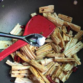 红烧腐竹的做法步骤：7