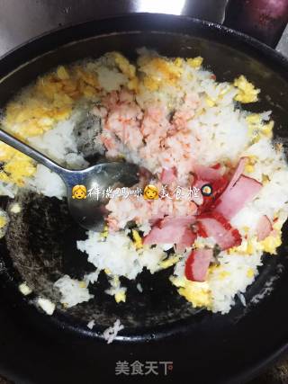 祥瑞宝宝餐桌之大虾叉烧饭的做法步骤：6