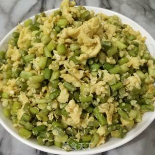 蒜薹丁炒鸡蛋的做法步骤：11